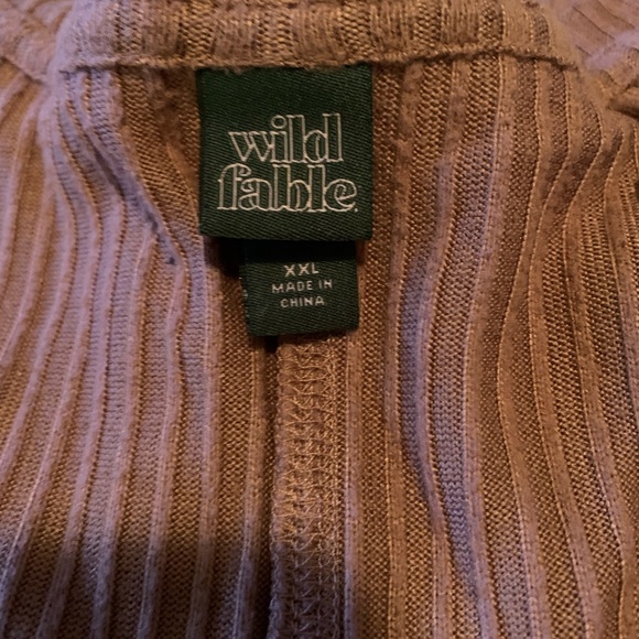 Wild Fable long sleeve fuzzy soft oversized top. Size xxl in a mauve color. - Picture 2 of 3